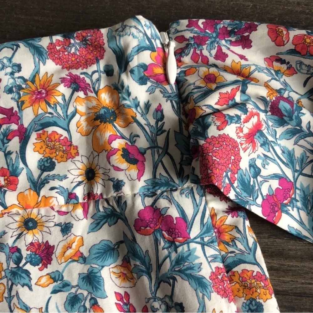 Antonio Melani Dawson High-Waisted Shorts with Tie - Picture 6 of 14